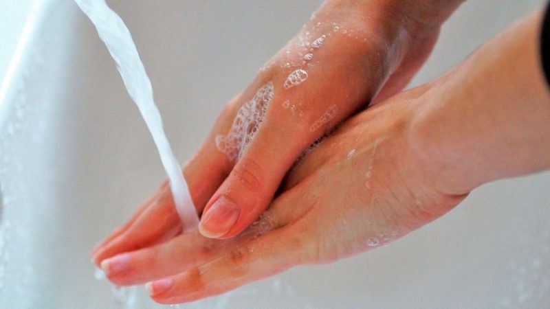 La física te explica cómo es el lavado perfecto de manos